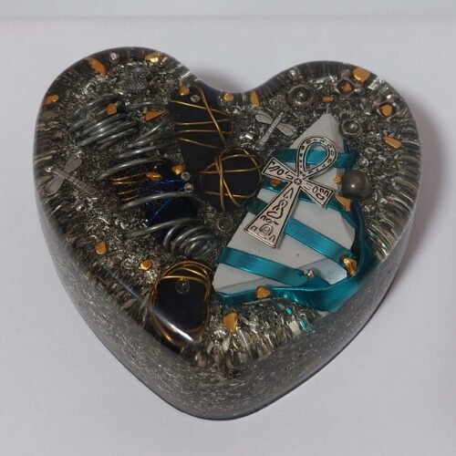 Orgonita con forma de Corazón modelo 41 Tamaño L